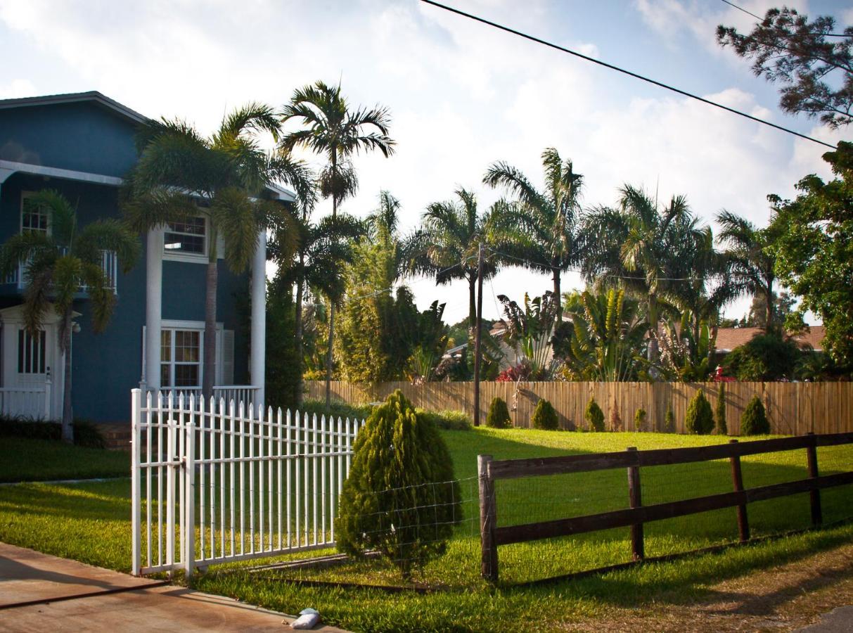 Homestay Weston Ranches Southwest Ranches エクステリア 写真